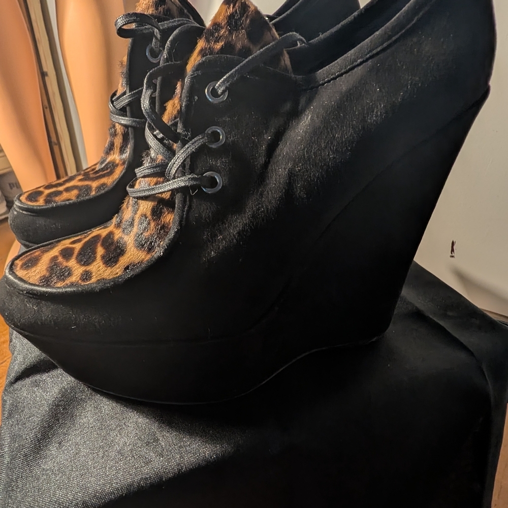 Stuart Weitzman black suede wedge booties with leopard print size 11BlackMult - Picture 6 of 8